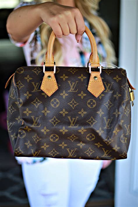 speedy epi louis vuitton|louis vuitton speedy 25 monogram.